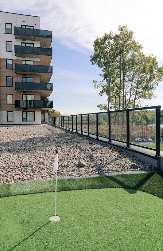 Railing photo at Blu