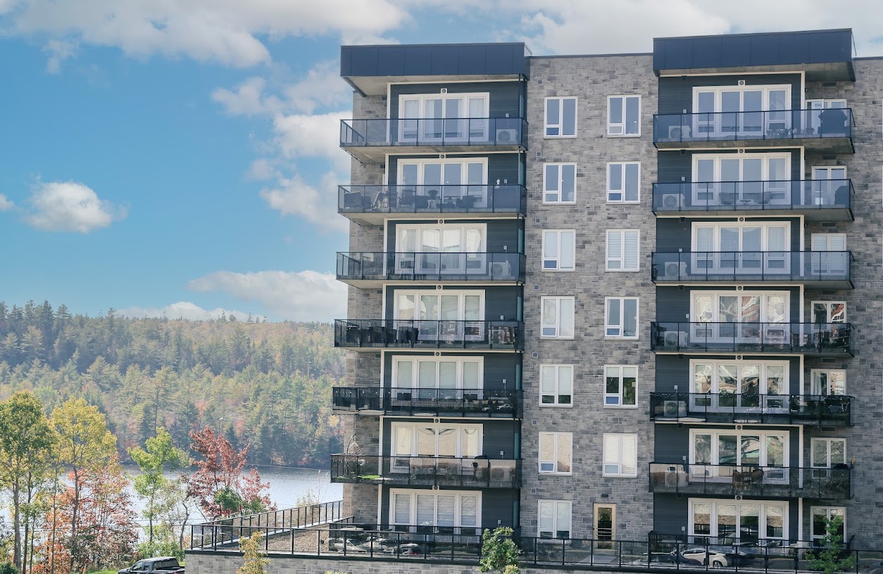 Railing photo at Blu