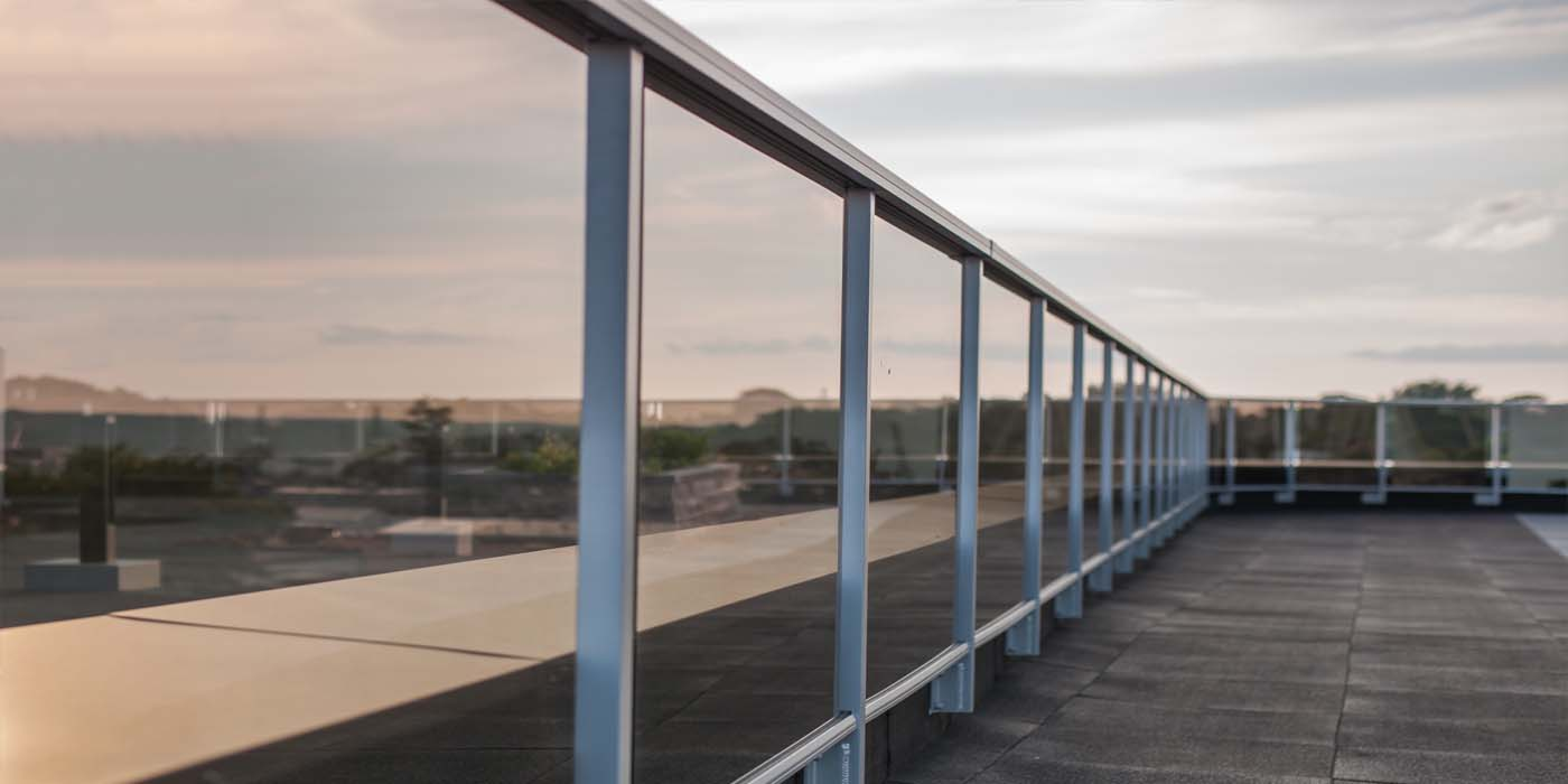 Point North - Park Rail